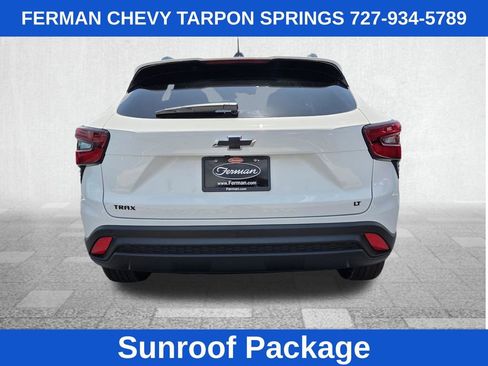 New 2026 Chevrolet Trax LT w/ Sunroof Package FWD image 9