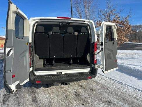 Used 2020 Ford Transit 350 XLT image 5