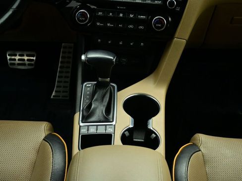 Certified 2017 Kia Sportage SX image 36