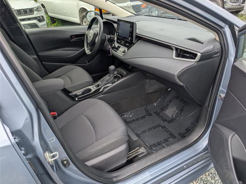 Used 2022 Toyota Corolla LE FWD image 9
