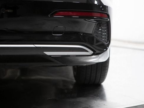 Used 2024 Audi A3 2.0T Premium image 34