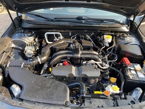 Used 2018 Subaru Outback 2.5i Limited AWD/4WD image 26