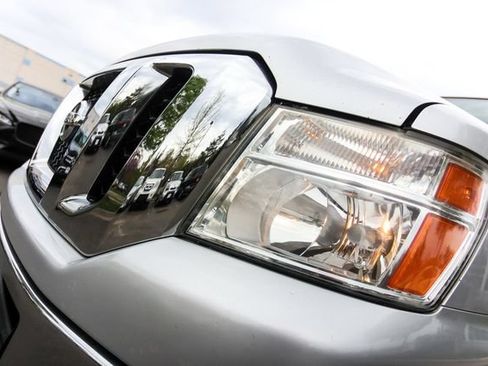 Used 2016 Nissan NV 3500 SL RWD image 14