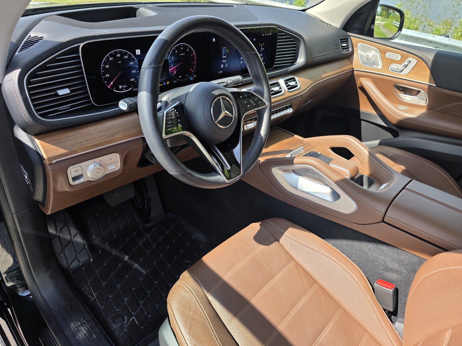 Used 2024 Mercedes-Benz GLE 450 4MATIC image 9