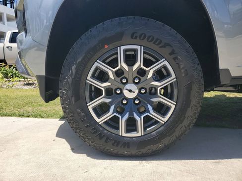 New 2026 Chevrolet Colorado Z71 image 7