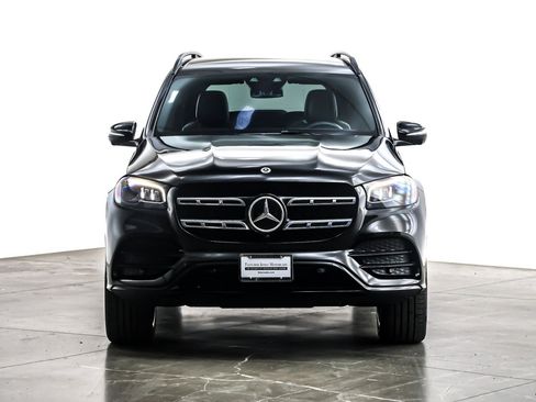 Used 2022 Mercedes-Benz GLS 450 4MATIC image 3
