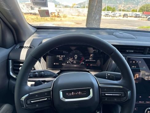 New 2027 GMC Terrain AT4 w/ Convenience Package III AWD/4WD image 21