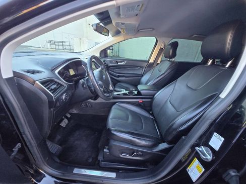 Used 2018 Ford Edge Titanium image 21