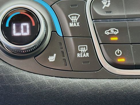 Used 2024 Chevrolet Malibu LT FWD image 20