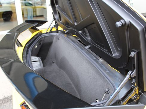 New 2026 Chevrolet Corvette Stingray Preferred Conv w/ Battery Protection Package RWD image 15