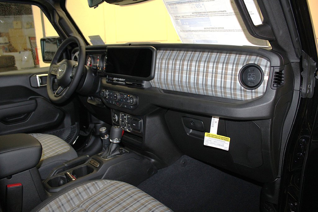 New 2026 Jeep Wrangler Unlimited Sport AWD/4WD image 26