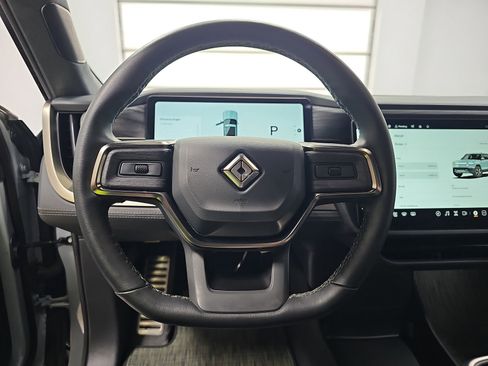 Used 2023 Rivian R1T Adventure AWD/4WD image 26