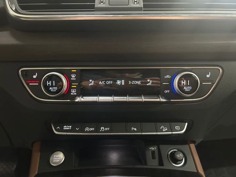 Used 2022 Audi Q5 2.0T Premium Plus w/ Premium Plus Package image 24