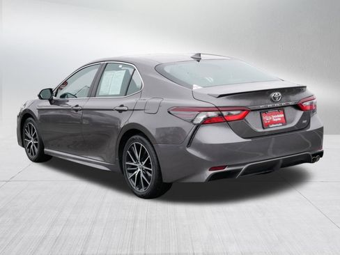 Certified 2023 Toyota Camry SE w/ Convenience Package image 5
