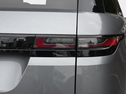 New 2026 Land Rover Range Rover Evoque S AWD/4WD image 36
