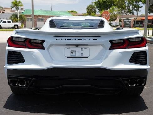 Used 2022 Chevrolet Corvette Stingray Coupe w/ Engine Appearance Package RWD image 13