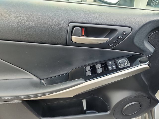 Used 2020 Lexus IS 300 AWD w/ Navigation Package image 12