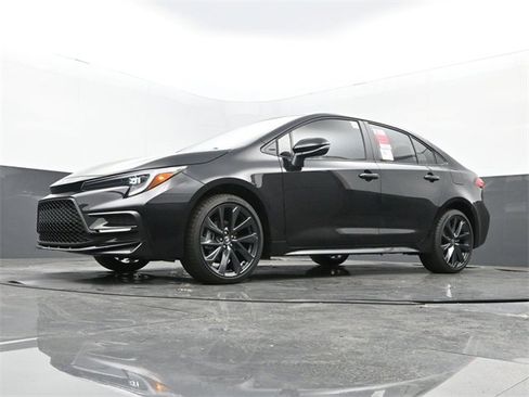 New 2026 Toyota Corolla SE image 25