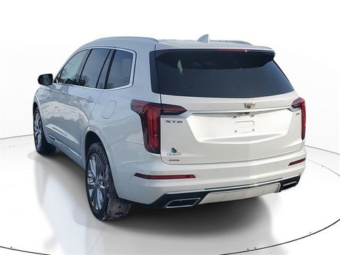 Certified 2024 Cadillac XT6 Premium Luxury w/ LPO, Floor Liner Package image 3