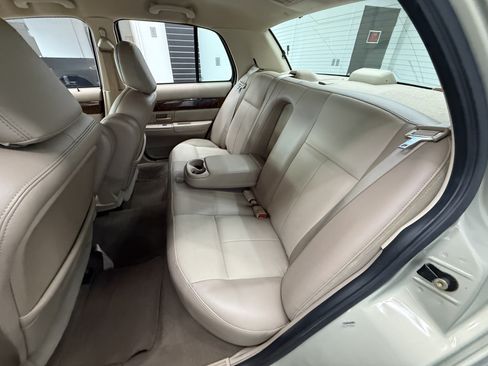 Used 2004 Mercury Grand Marquis LS RWD image 22