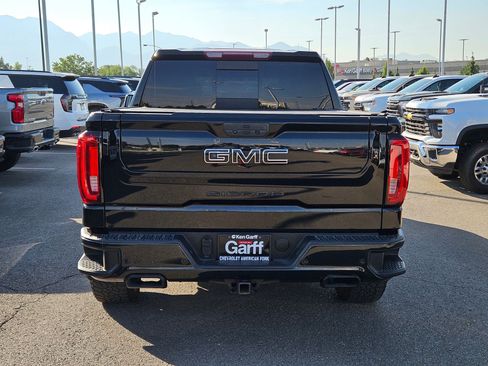 Used 2020 GMC Sierra 1500 SLT w/ SLT Premium Plus Package AWD/4WD image 4