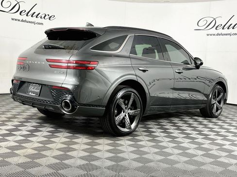 Used 2025 Genesis GV70 3.5T Sport w/ Sport Advanced Package AWD/4WD image 6
