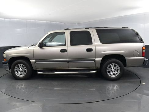 Used 2001 Chevrolet Suburban LS w/ LS Preferred Equipment Group AWD/4WD image 6