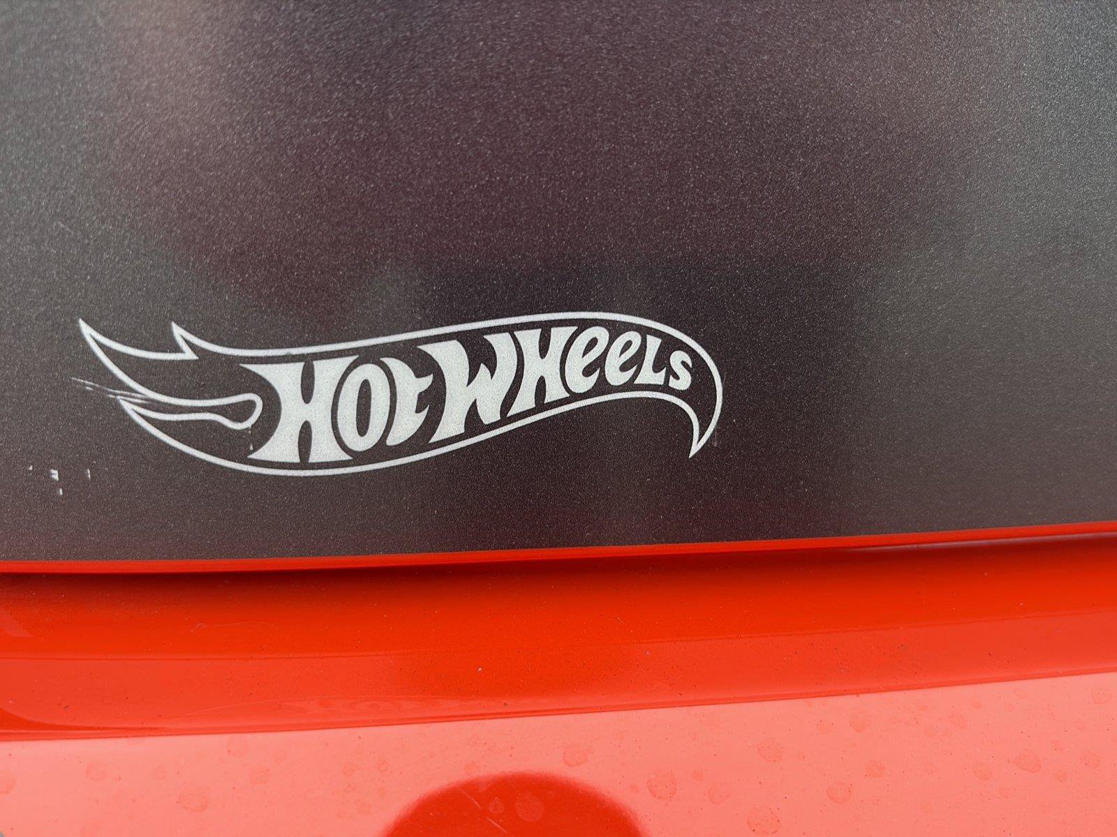 Certified 2018 Chevrolet Camaro SS w/ Hot Wheels Edition RWD image 46