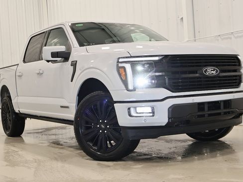 New 2025 Ford F150 Platinum w/ Equipment Group 702A High image 37