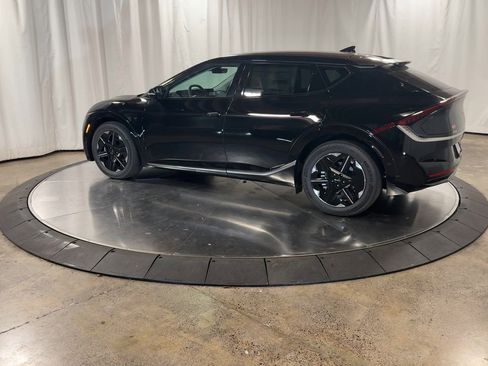 New 2025 Kia EV6 Wind image 6