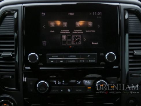 Used 2023 Nissan Titan SV w/ SV Convenience Package image 21