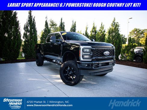 Used 2023 Ford F250 Lariat w/ Lariat Ultimate Package AWD/4WD image 1