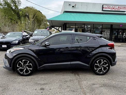 Used 2019 Toyota C-HR Limited image 6