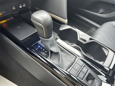 Used 2025 Toyota Camry XSE image 23