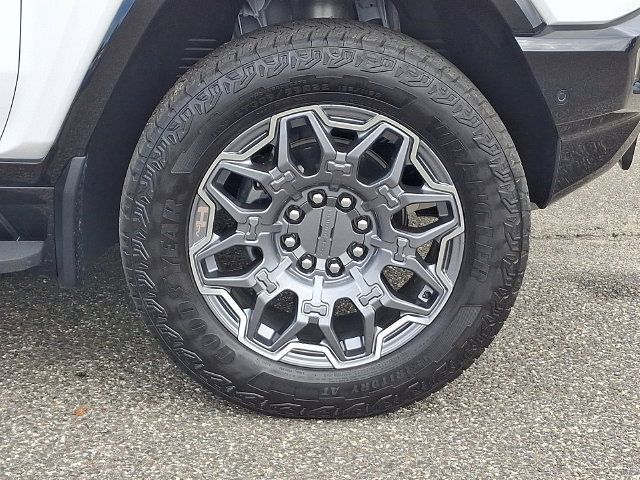 Used 2025 GMC Hummer EV 3X AWD/4WD image 28