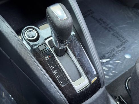 Used 2021 Nissan Kicks S FWD image 27