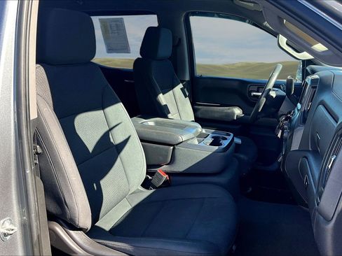 Used 2022 Chevrolet Silverado 1500 Custom image 21