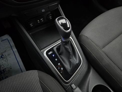 Used 2022 Hyundai Accent SEL image 23