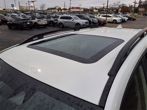 Used 2022 Subaru Forester Premium image 26