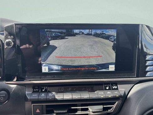Used 2026 Toyota Camry XSE FWD image 17