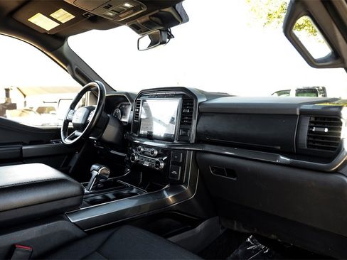 Used 2022 Ford F150 XLT w/ Equipment Group 302A High image 9