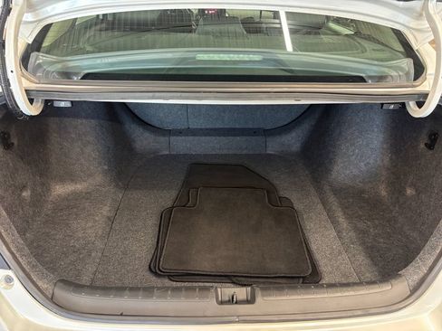 Used 2019 Honda Accord Hybrid image 14