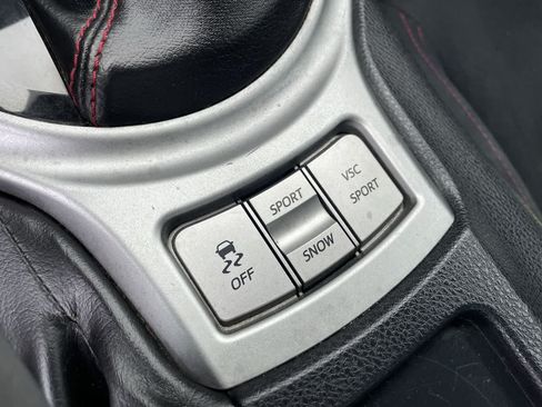 Used 2015 Scion FR-S RWD image 23