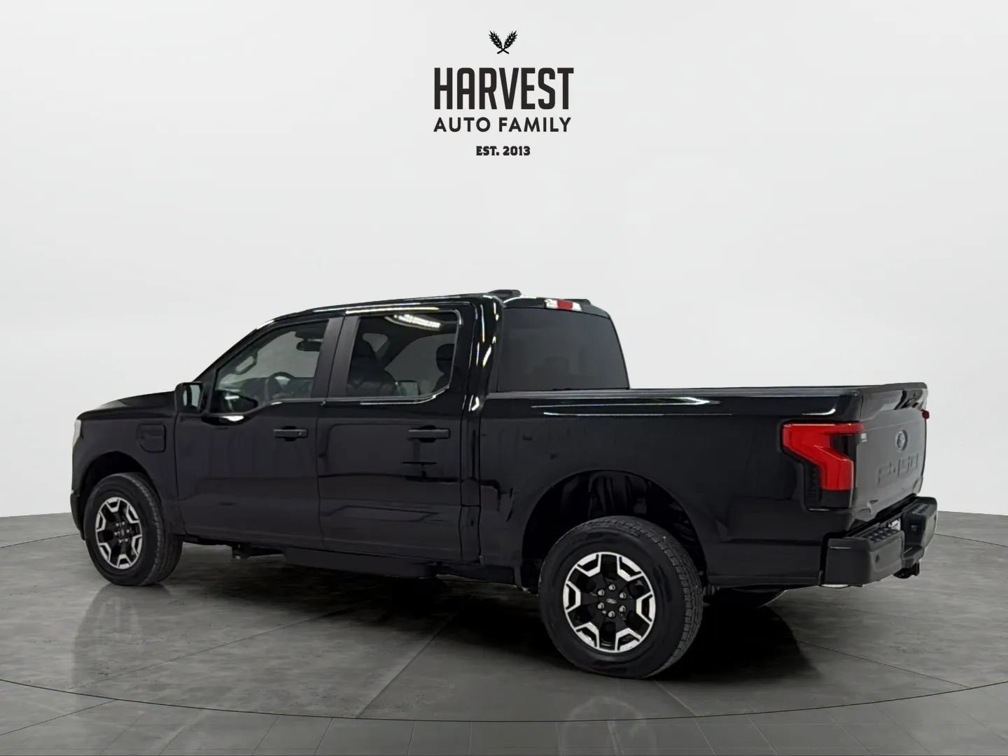 Used 2022 Ford F150 Lightning Pro AWD/4WD image 3