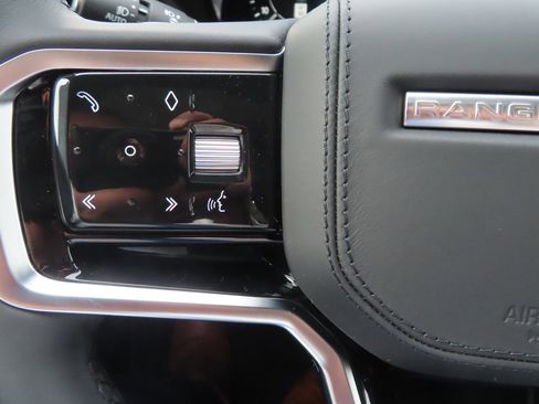 Used 2023 Land Rover Range Rover Velar R-Dynamic S AWD/4WD image 29