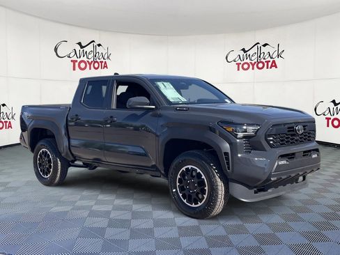 New 2025 Toyota Tacoma TRD Off-Road image 3