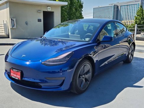 Used 2021 Tesla Model 3 Standard Range Plus RWD image 7