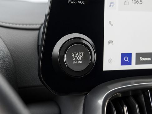 Used 2024 Lexus LX 600 4WD w/ Luxury Package image 64