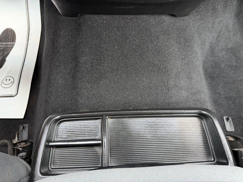 Used 2022 RAM 1500 Classic SLT w/ Electronics Convenience Group AWD/4WD image 29
