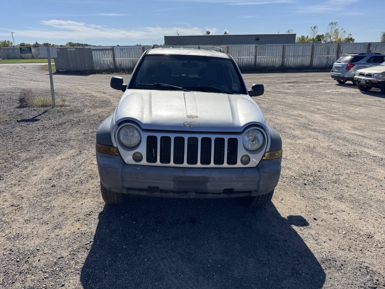 Used 2005 Jeep Liberty Sport AWD/4WD image 7